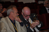 15 Очередная награда Рогожкина ГА (справа) и 1-ый оценщик Волгоградской области Лопатин ВФ.JPG
